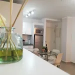 Janias شقة *